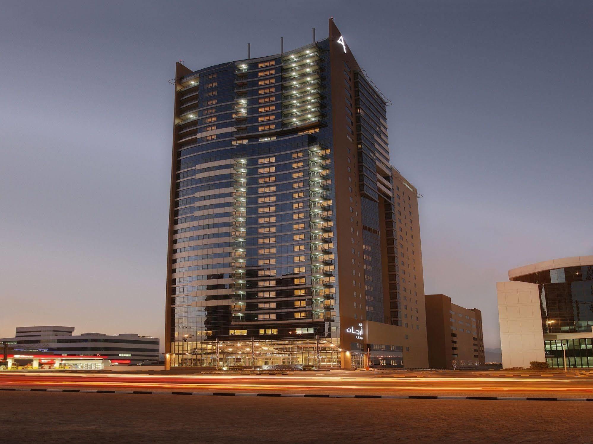 Готель Nour Arjaan By Rotana-Ель-Фуджайра Екстер'єр фото